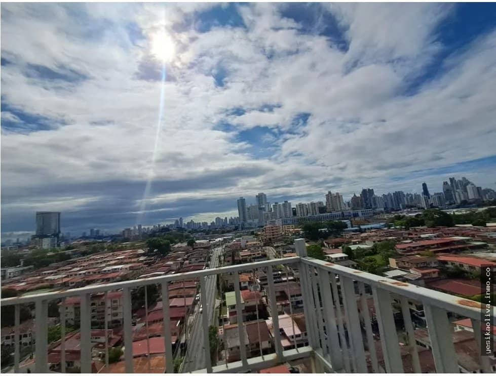 Venta de apartamento amoblado en Betania - foto 1