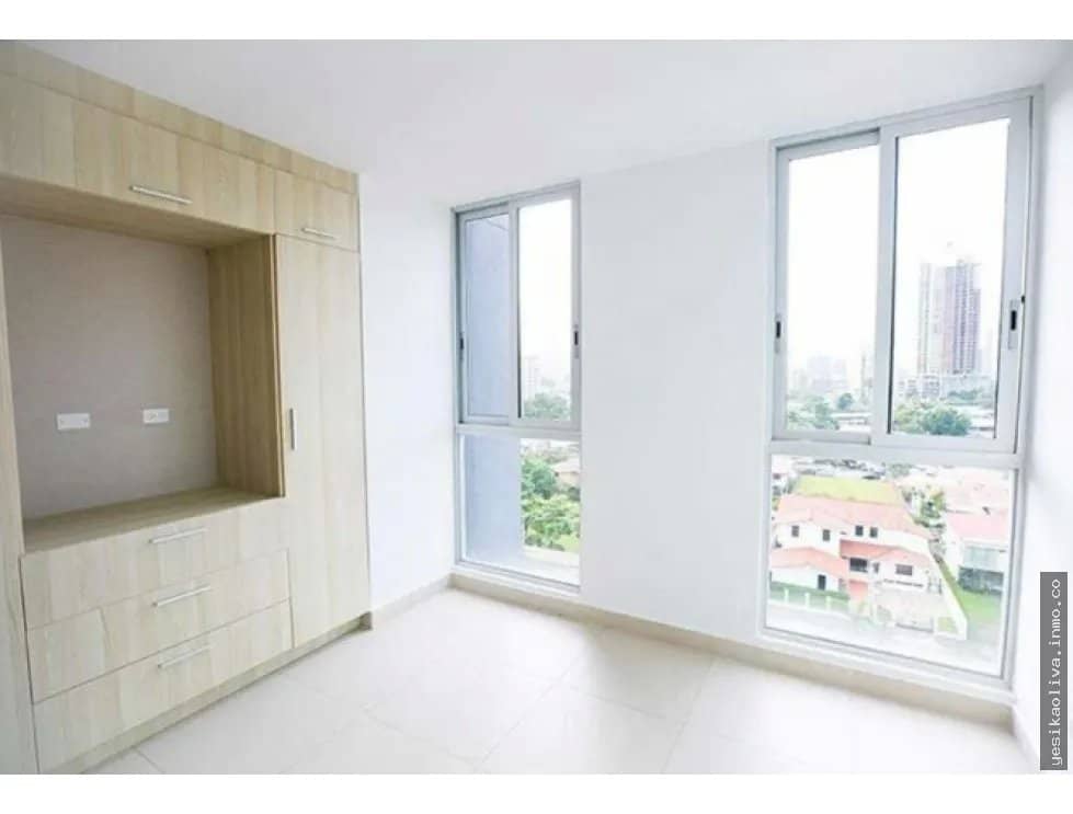 Alquiler de Apartamento en El Carmen - photo 1