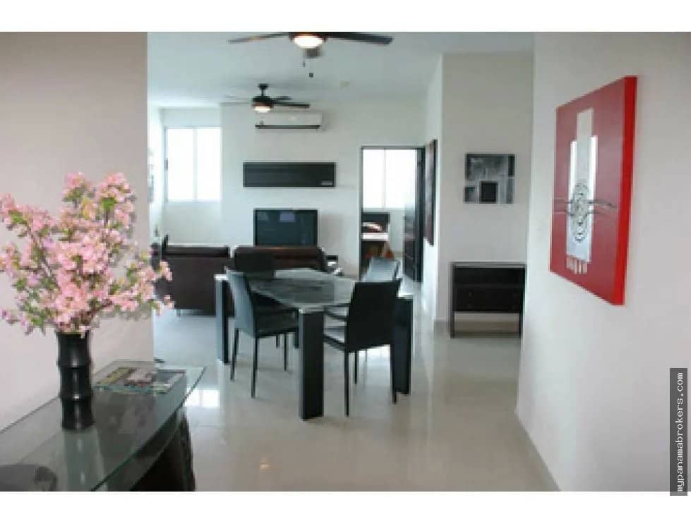 Venta o Alquiler de Apartamento en Obarrio. - foto 1