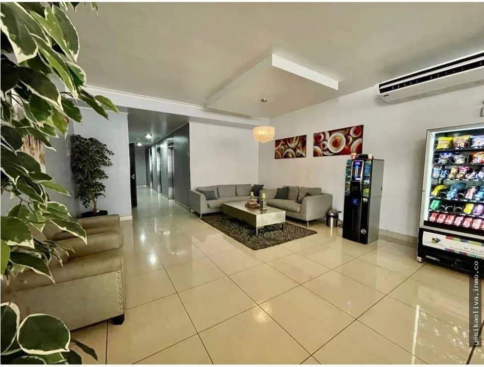 Se vende apartamento en Vía España - photo 1