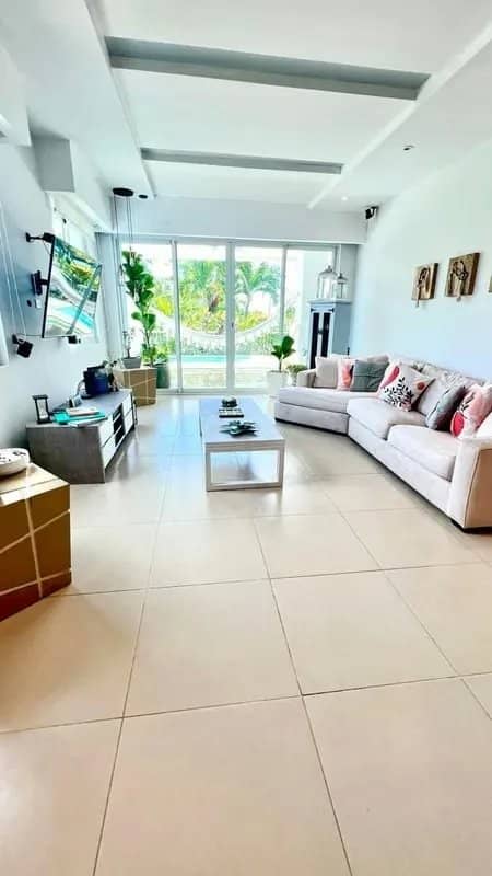 Exclusivo Apartamento Planta Baja en Bijao 1era Línea de Playa Piscina y Jardín Privado - photo 1