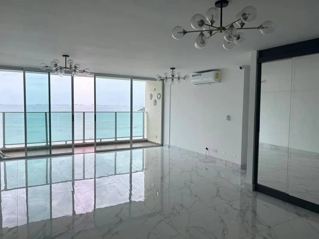 APARTAMENTO RENOVADO EN SAN FRANCISCO PH TERRAWIND - LINEA BLANCA - foto 1