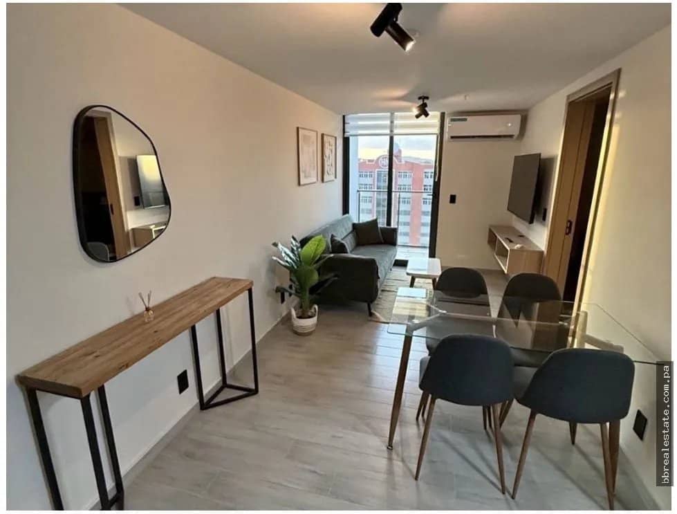 Venta de apartamento en PH Alexa, Bella Vista - foto 1