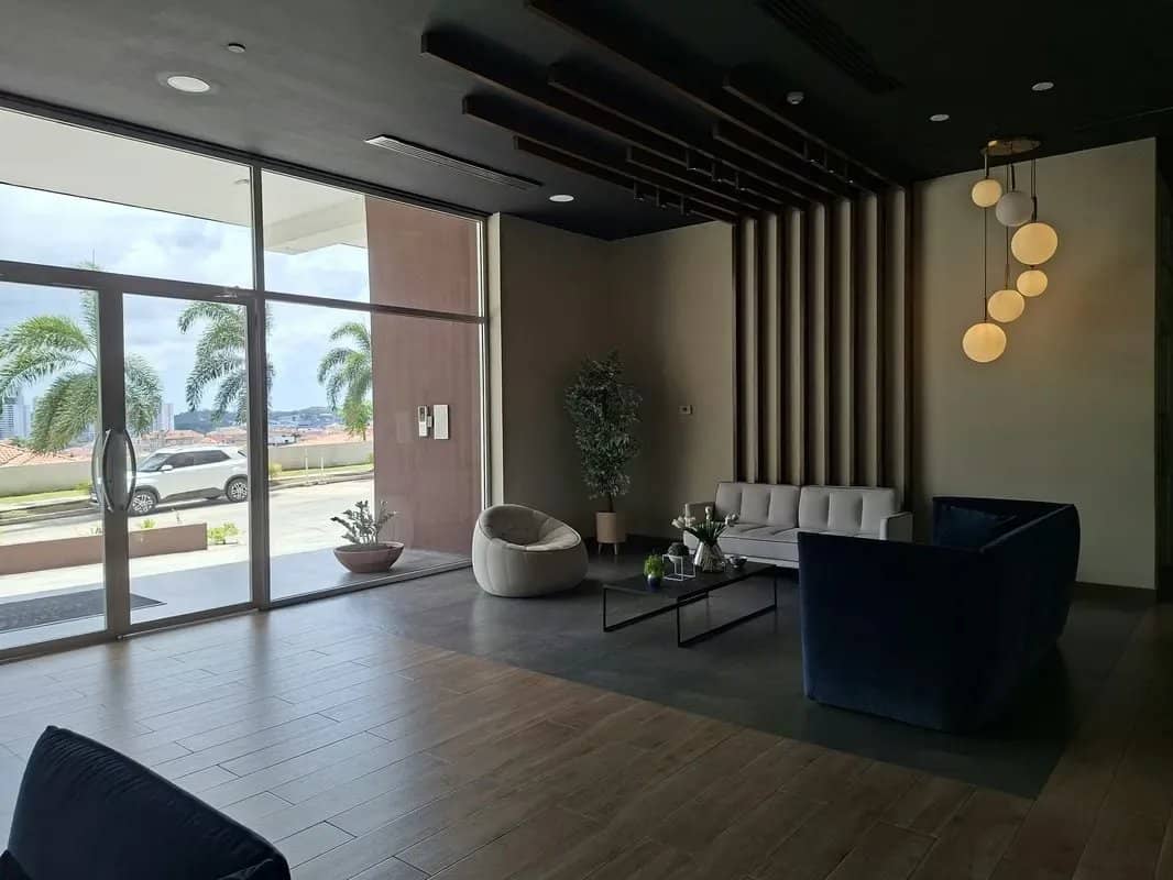 Amplio Apartamento en PH. Country Heights | Altos de Panamá | 171 m² | 3 Recámaras + CBE - photo 1