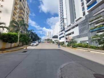 VENTA / ALQUILER DE APARTAMENTO EN P.H. TERRAZAS DEL REY - foto 1