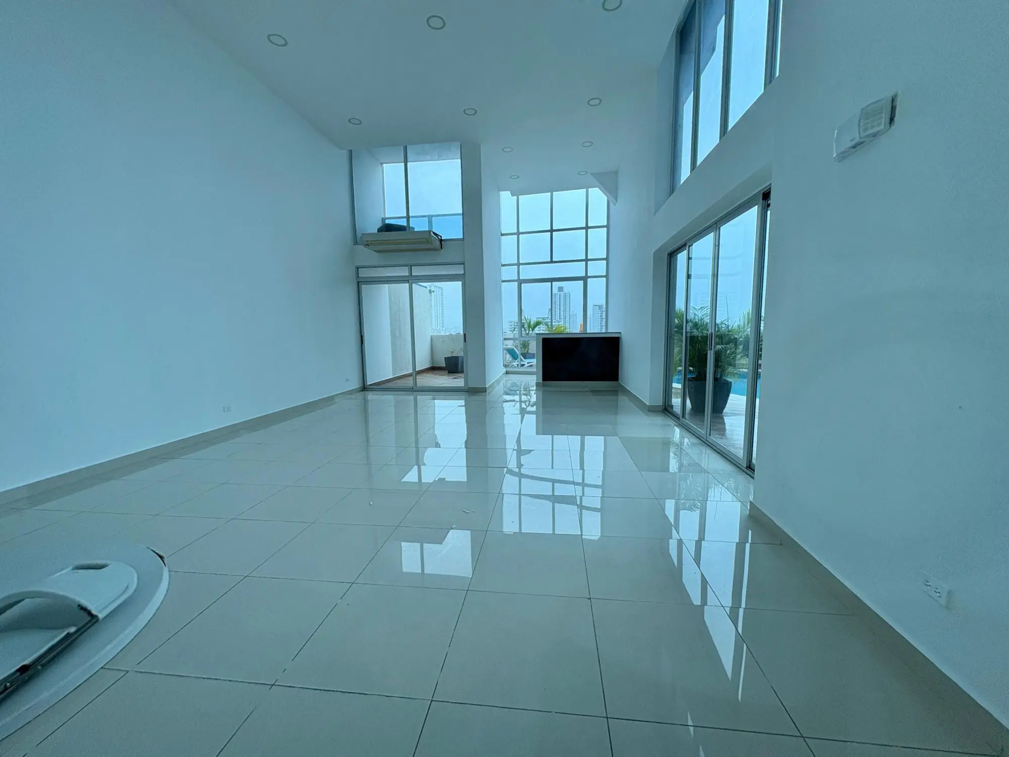 Apartamento en Venta en Carrasquilla - Coral Tower - photo 1