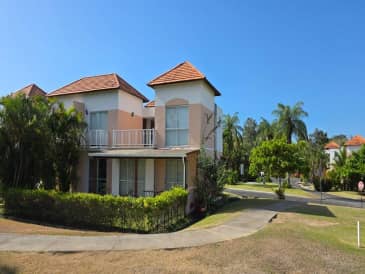 Townhouse en esquina en Costa Blanca Viĺlas Decameron - photo 1