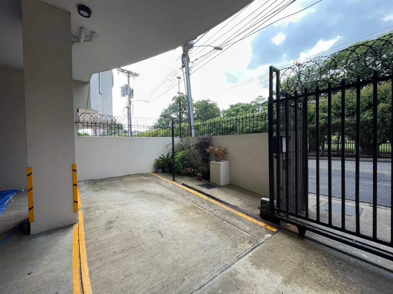 SE VENDE APARTAMENTO AMUEBLADO DE 2 RECAMARAS EN PH PORTO VITA - foto 1