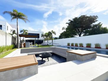 CASA MODERNA FRENTE A PLAYA MALIBU - foto 1