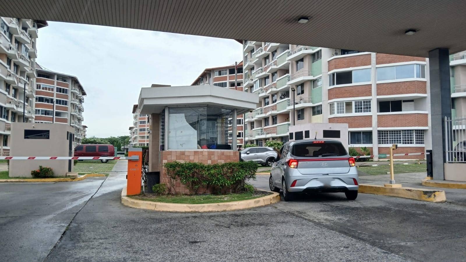 Venta de apartamento en PH Llano Bonito-Ciudad de Panama - foto 1