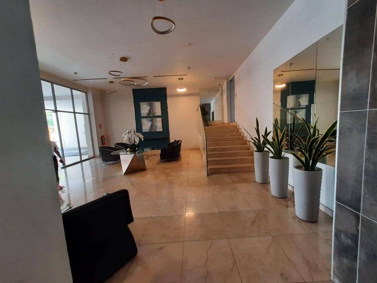 Alquilo apartamento para extrenar totalmente amoblado - foto 1