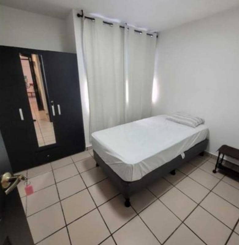 SE VENDE O ALQUILA APTO EN EDF MAR PLAZA - photo 1