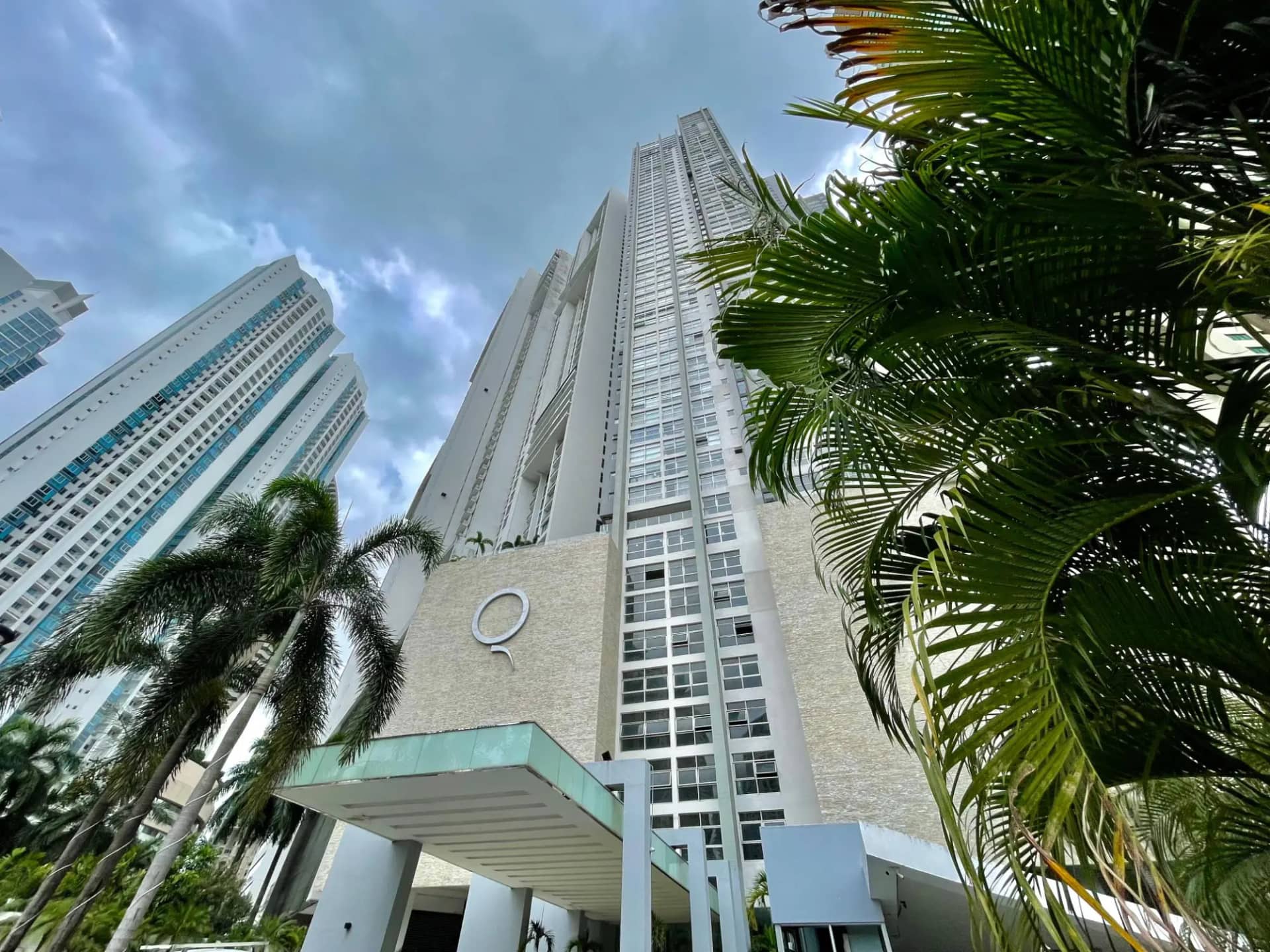 Se Vende Apartamento en PH Q Tower, Punta Pacifica - photo 1