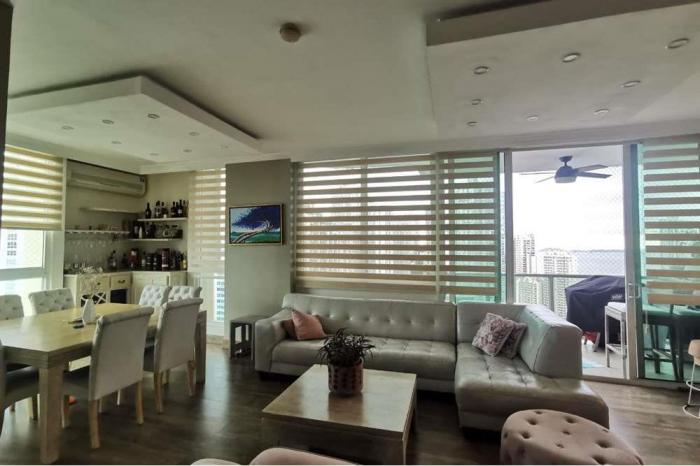 Venta de penthouse en punta pacífica