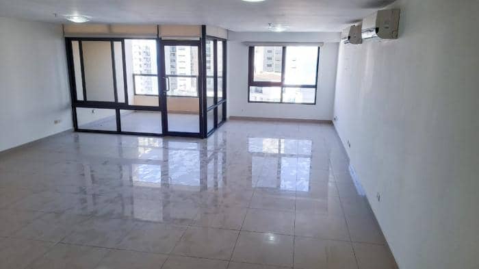 Alquilo apartamento de 3 recamaras en costa del este - foto 1