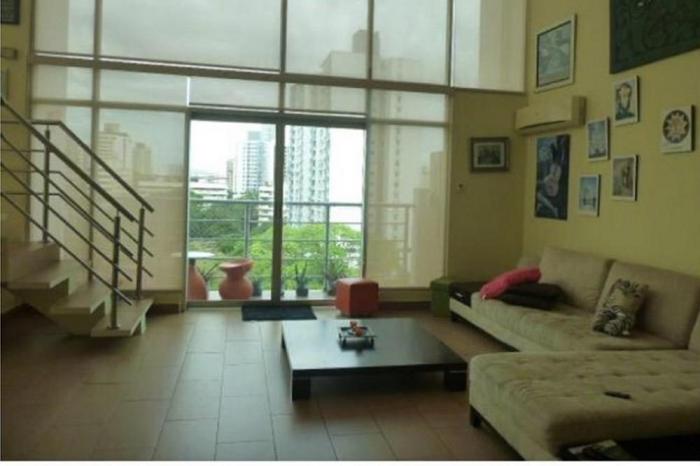 Venta de apartamento tipo loft en vía argentina, el cangrejo - foto 1