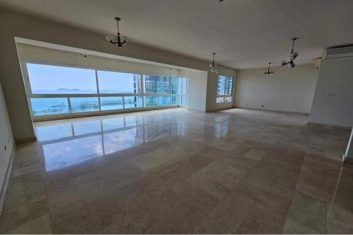 Alquiler de apartamento con vista al mar en ph vista marina, avenida balboa - foto 1