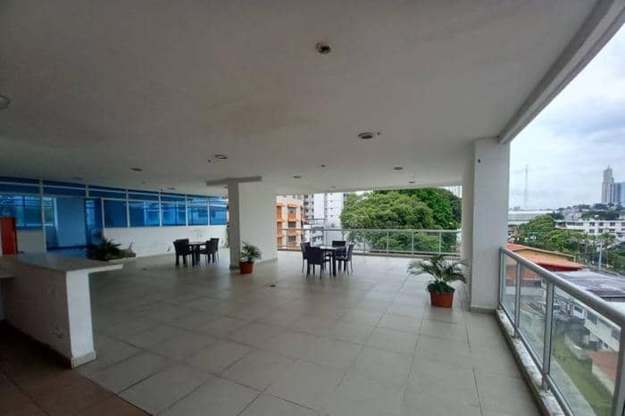 Venta de apartamento reposeído en el cangrejo, panamá - foto 1