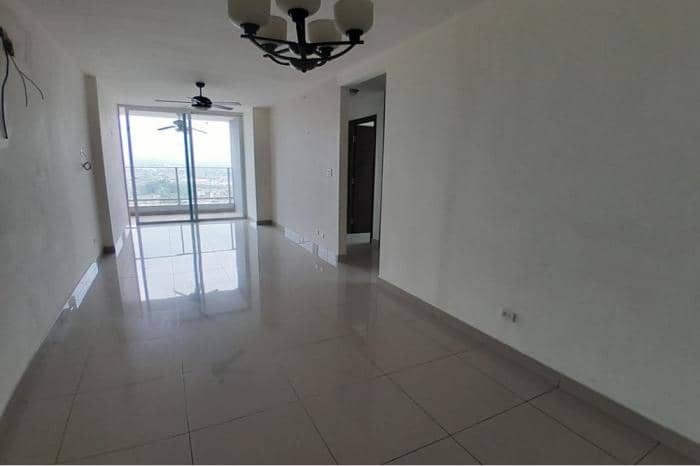 Venta de apartamento reposeído en hato pintado, pueblo nuevo, panamá - foto 1