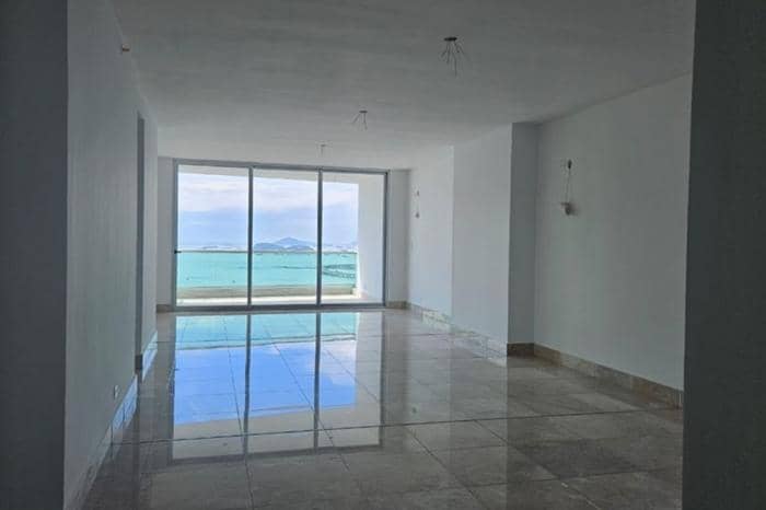Apartamento con vista al mar en venta en bella vista, panamá - foto 1