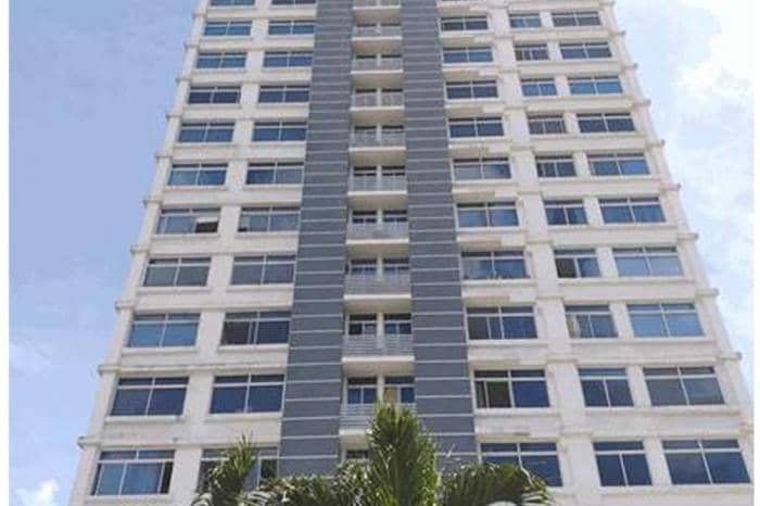Venta de apartamento reposeído en pueblo nuevo, panamá - foto 1