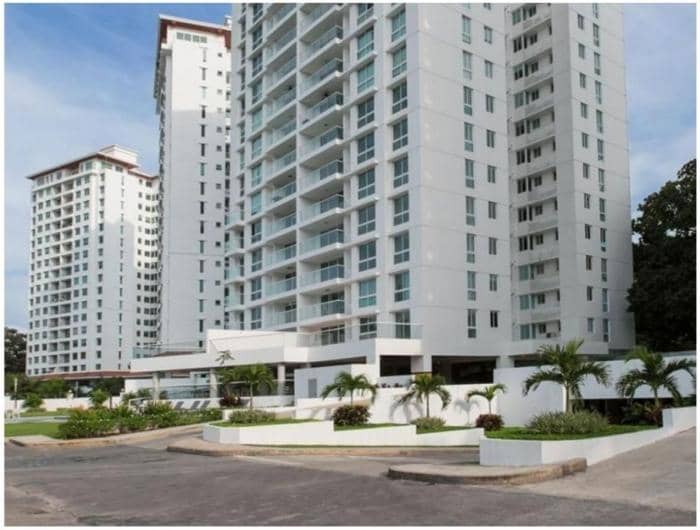 Alquiler de apartamento amoblado ph clayton park, ancón, panamá - photo 1