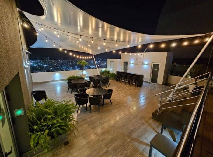 Se vende apartamento (penthouse) en ph luxor, la cresta, bella vista - foto 1