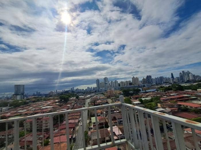 Venta de apartamento amoblado en Betania - foto 1