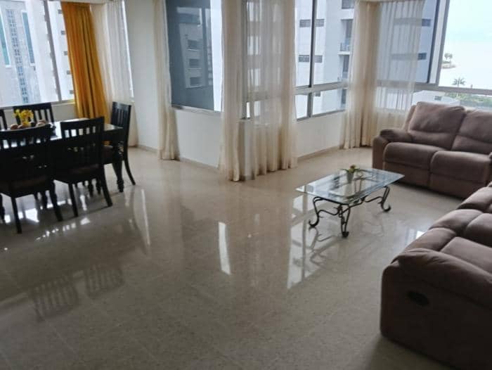 Vendo apartamento en marbella 2 recamaras mas cbe - foto 1