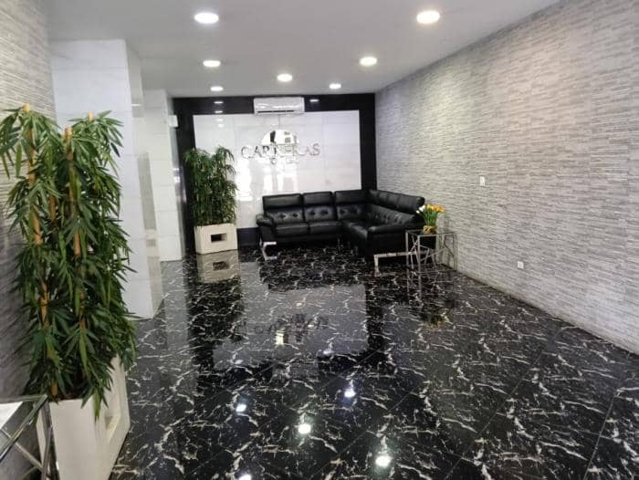 Vendo lujoso y amplio apartamento de 3 recámaras en el cangrejo - foto 1