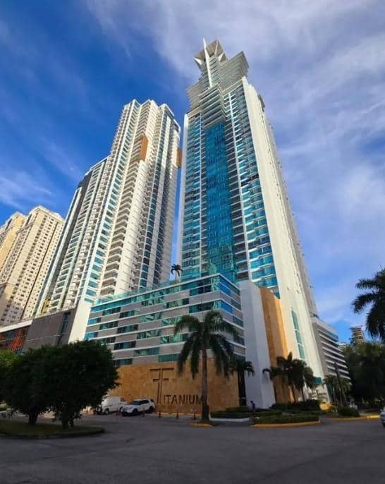 Venta de apartamento en ph. titanium, costa del este - foto 1