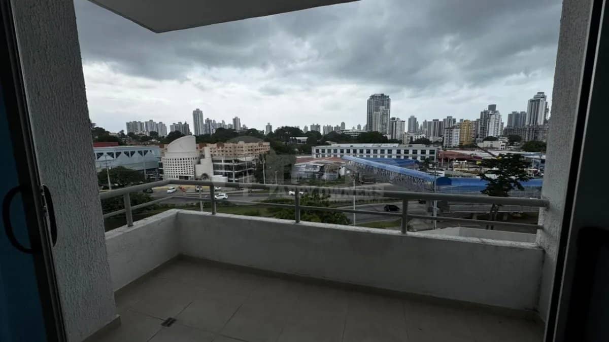 Alquiler de apartamento en PH Macedonia Towers, Pueblo Nuevo - foto 1