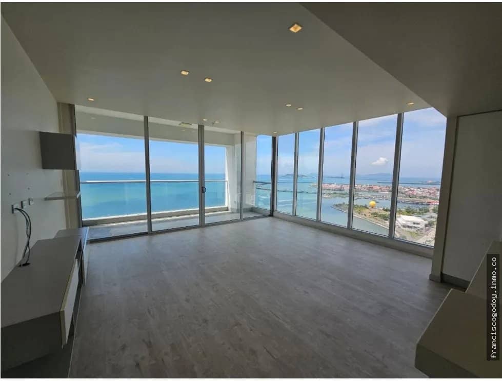 Apartamento en venta PH Rivage Tower, Avenida Balboa - foto 1
