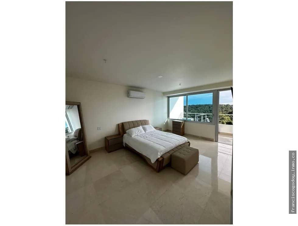 Se alquila apartamento en Playa Bonita - foto 1