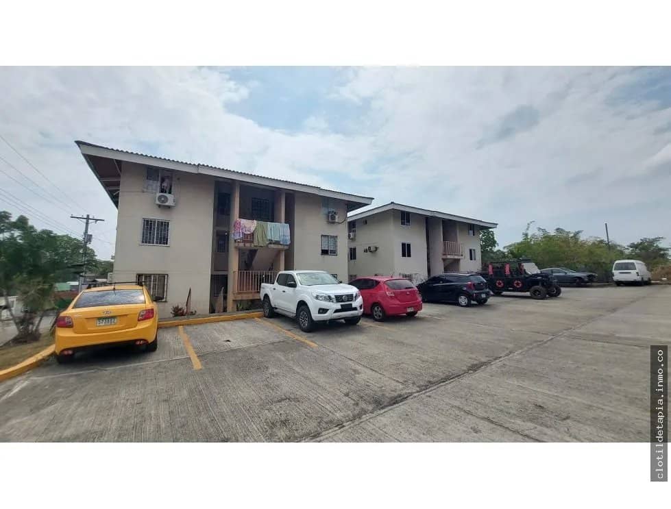 Se vende apartamento en Rana de Oro, Pedregal - photo 1
