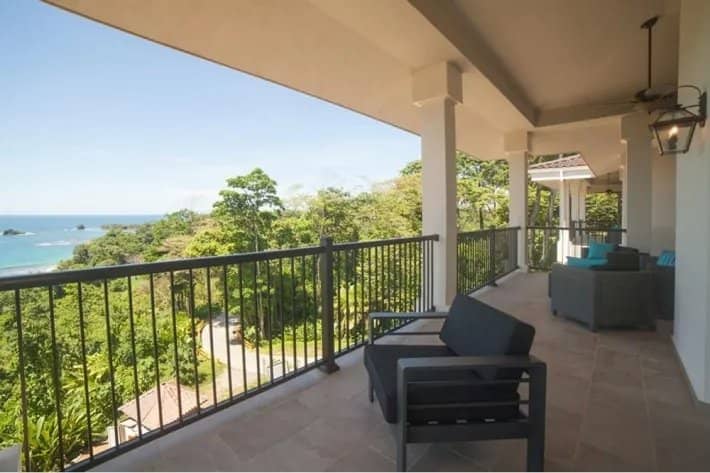Se vende lujoso apartamento con vista al mar en Bocas del Toro - foto 1