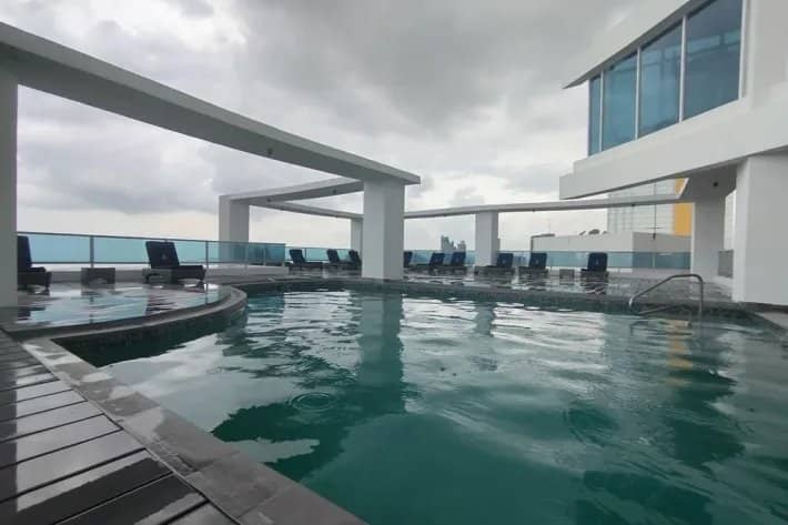 Venta de apartamento en Avenida Balboa, Panamá - photo 1