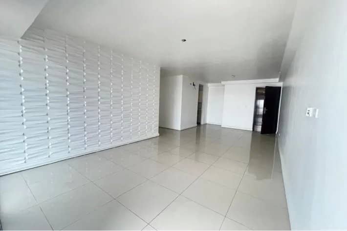 Venta de Apartamento en Avenida Balboa - foto 1