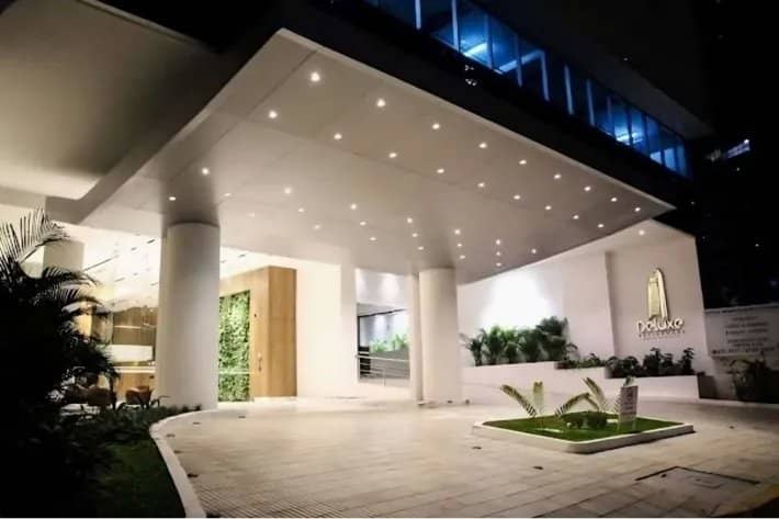 Apartamento de lujo en venta en PH Deluxe Residences, Paitilla - foto 1