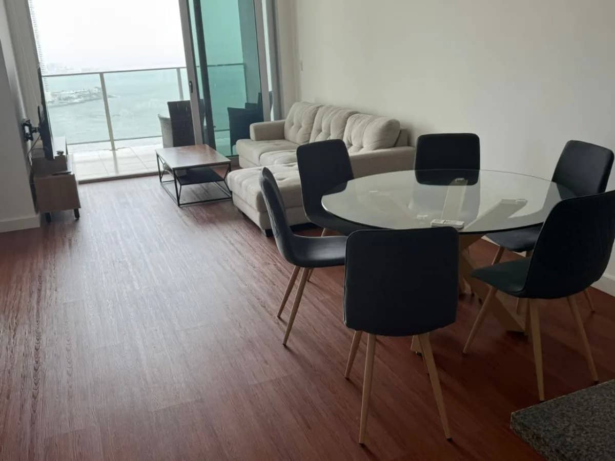 Apartamento amoblado con vista al mar, Avenida Balboa - foto 1