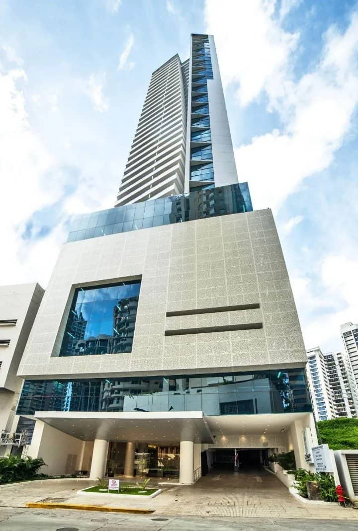 Venta de apartamentos en PH Costanera, Bella Vista - foto 1