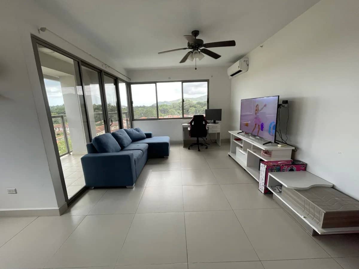 SE VENDE O SE ALQUILA - foto 1