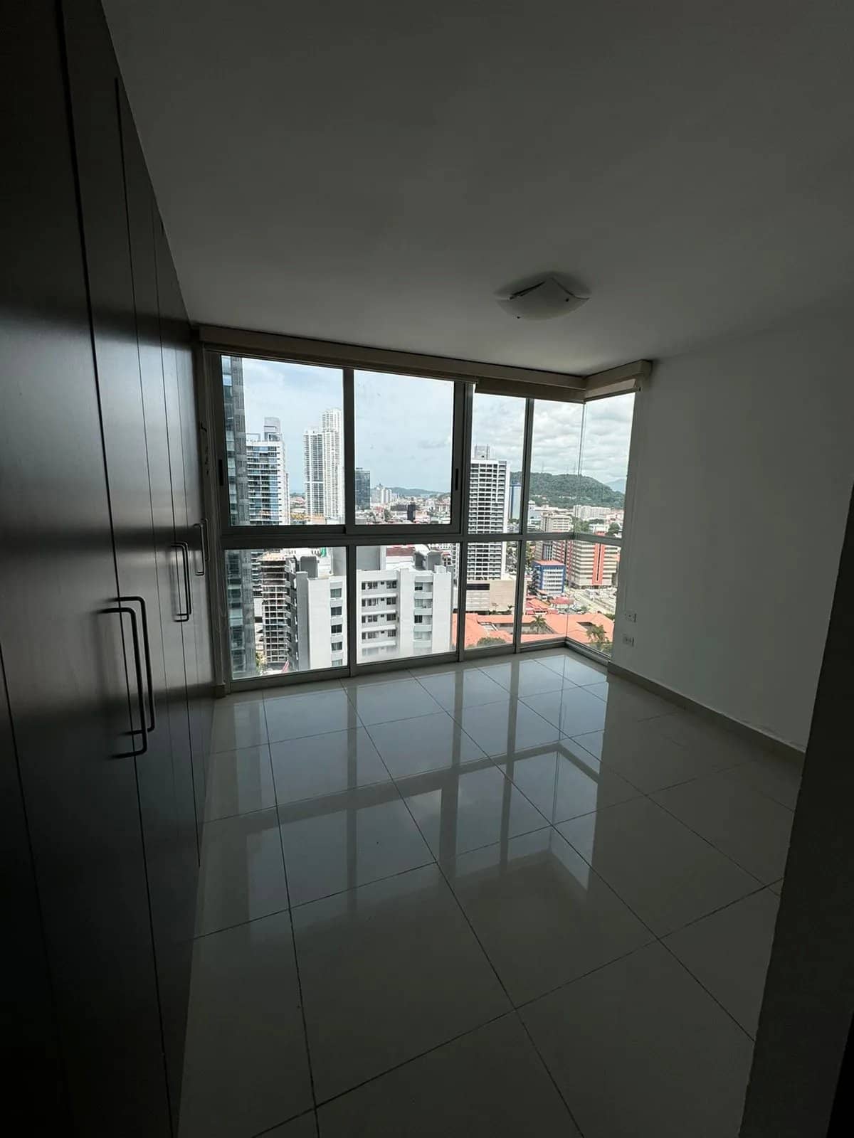 Venta de apartamentos en Bella Vista, Panamá - foto 1