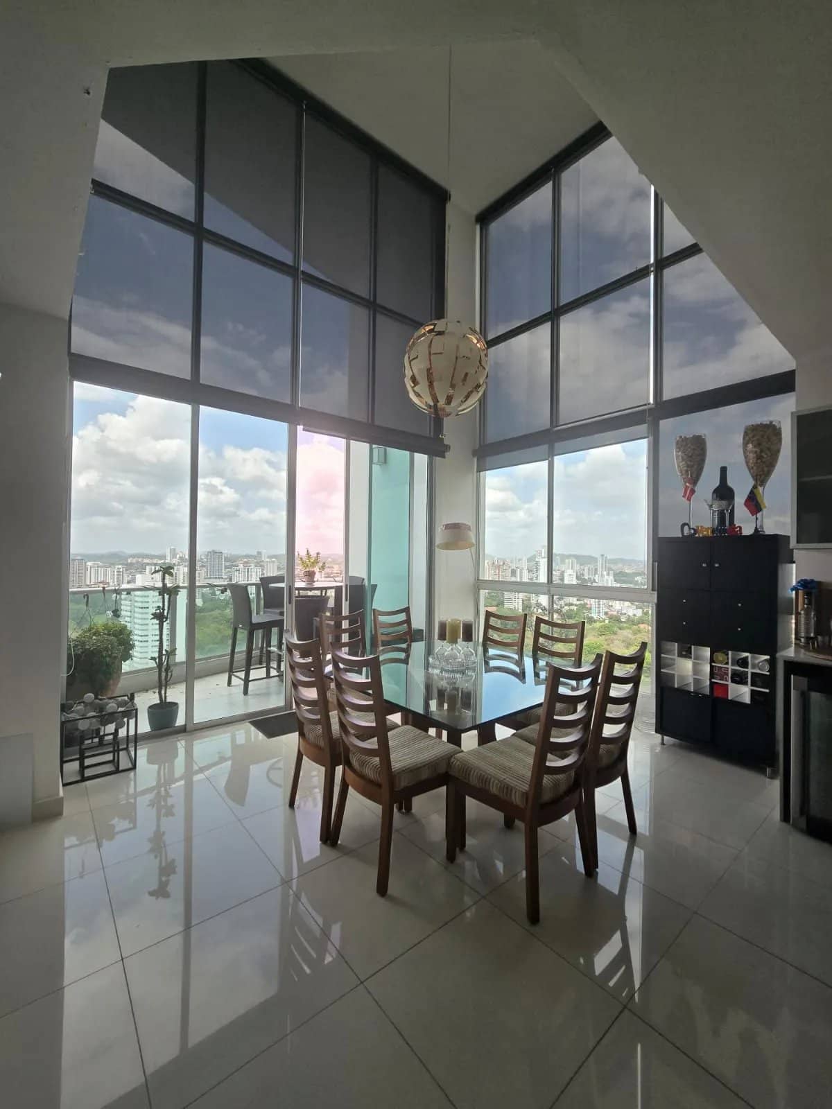 Venta de apartamentos en Santa Maria, PH Guayacán - foto 1