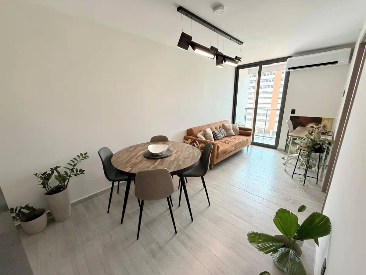 ALQUILER DE APARTAMENTO EN BELLA VISTA - foto 1