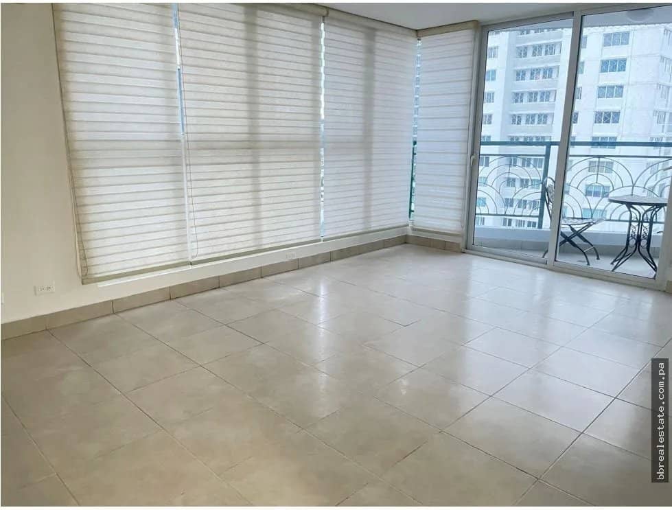 Venta de apartamento en PH Belview Tower 500, Edison Park. - foto 1