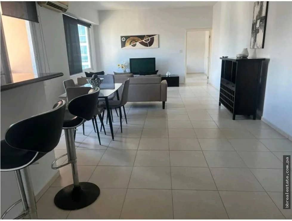 Venta de Apartamento en el PH Vista Marina, Av Balboa - foto 1