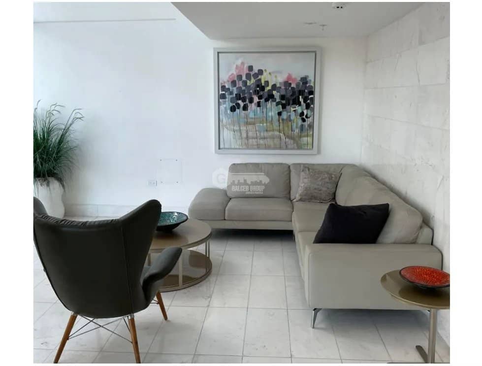 SE VENDE APARTAMENTO PH EL MARE 700 108M CON BALCON Y VISTA PANORAMICA - foto 1