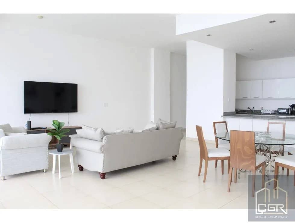 Alquiler de apartamento amoblado en P.H WATERS ON THE BAY, Panamá - foto 1
