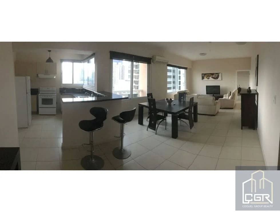 Venta de apartamento amoblado en PH Vista del Mar, AV. Balboa - foto 1